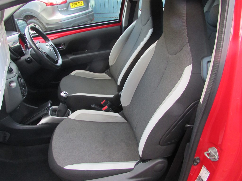 Used Toyota AYGO 2016 for sale - 76628511: Photo 10