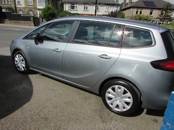 Used Vauxhall Zafira Tourer 2015 for sale - 79583946: Photo