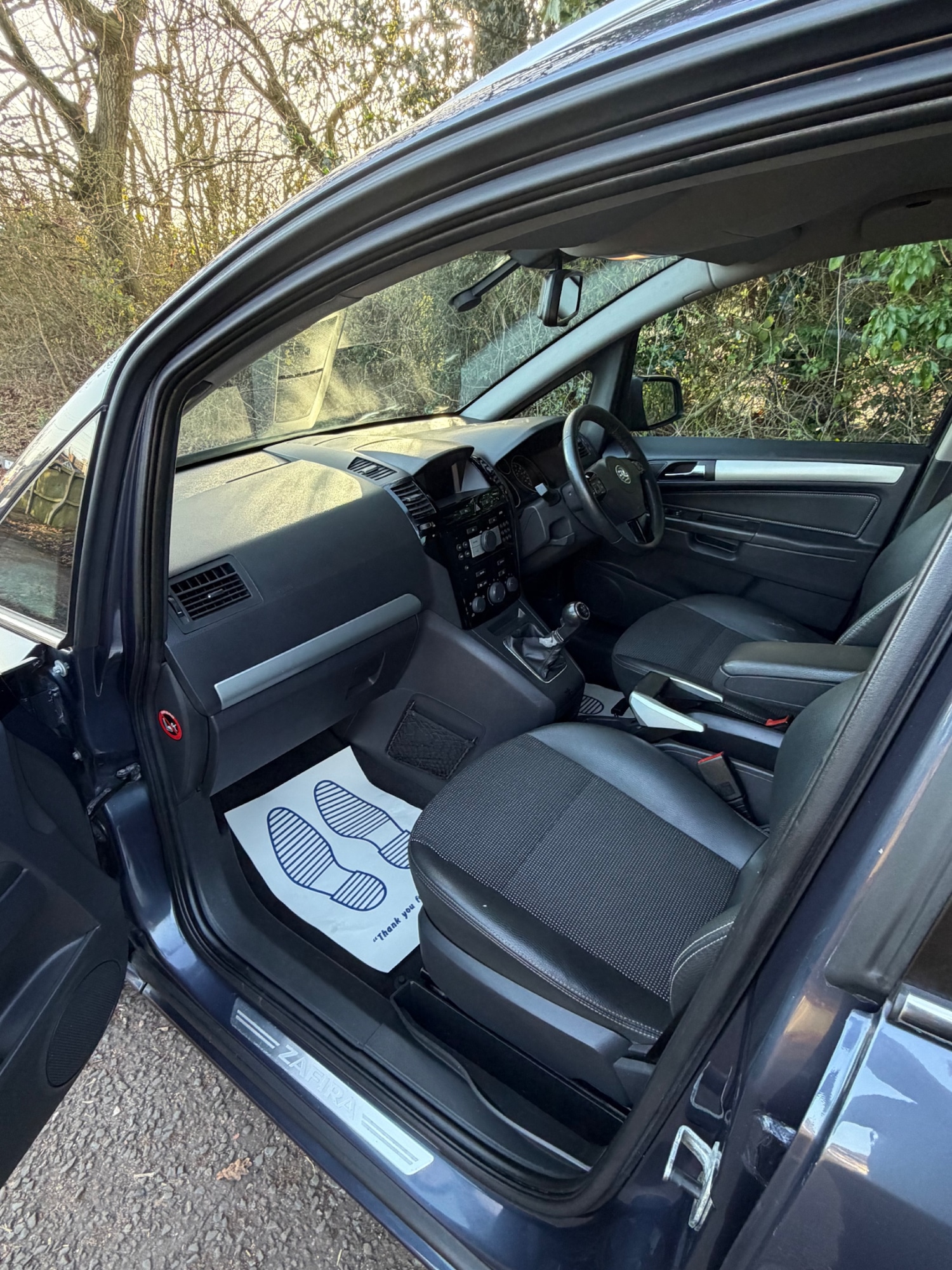 Used Vauxhall Zafira 2010 for sale - 77669430: Photo 12