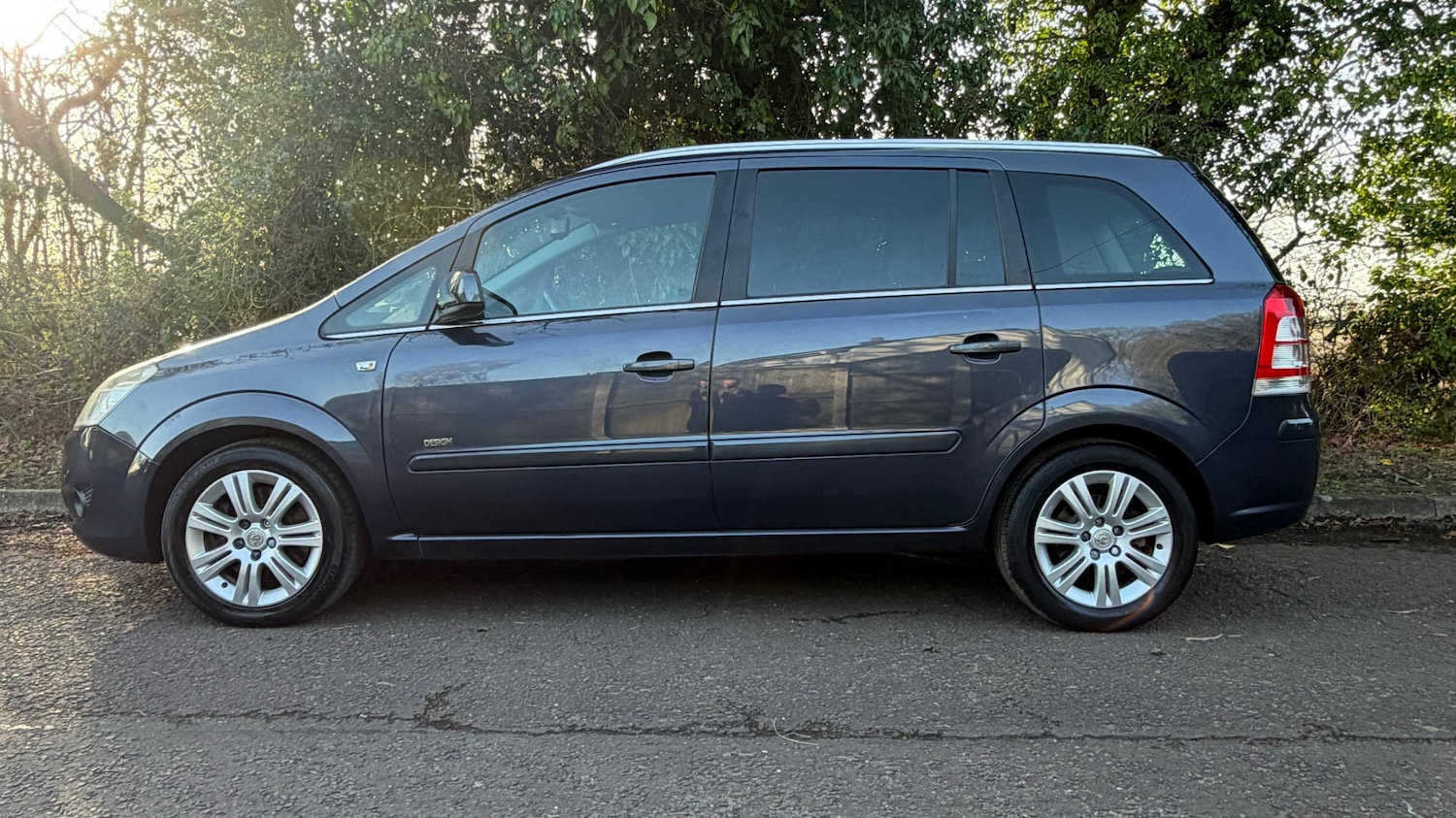 Used Vauxhall Zafira 2010 for sale - 77669430: Photo 4