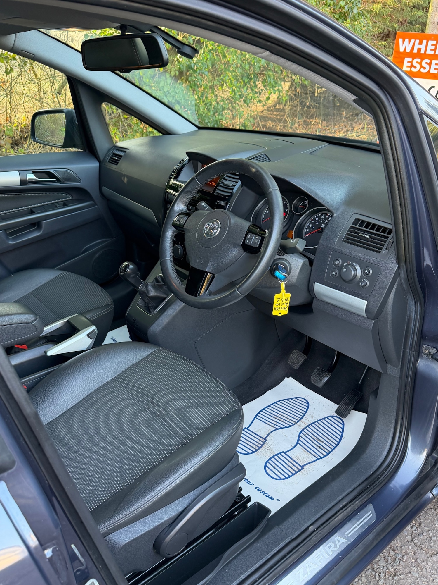 Used Vauxhall Zafira 2010 for sale - 77669430: Photo 8