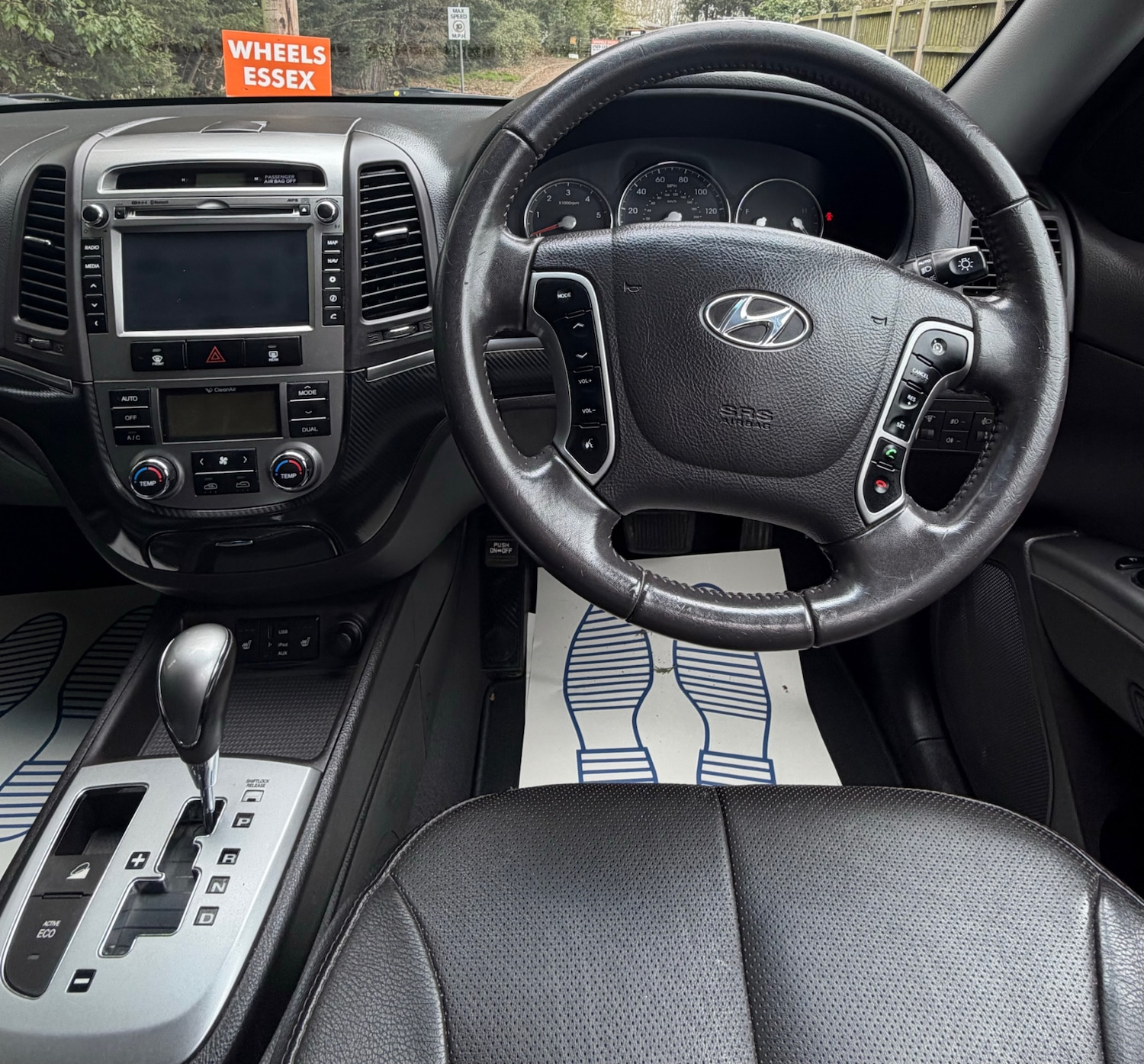 Used Hyundai Santa Fe 2012 for sale - 78045897: Photo 11