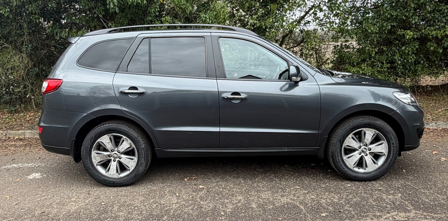 Used Hyundai Santa Fe 2012 for sale - 78045897: Photo 3