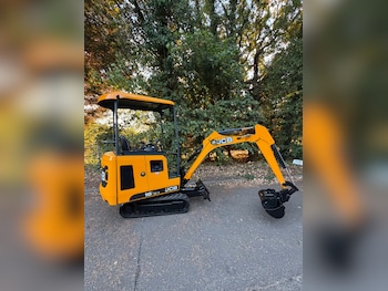 Used Aixam Mega undefined for sale - 79424553: Photo