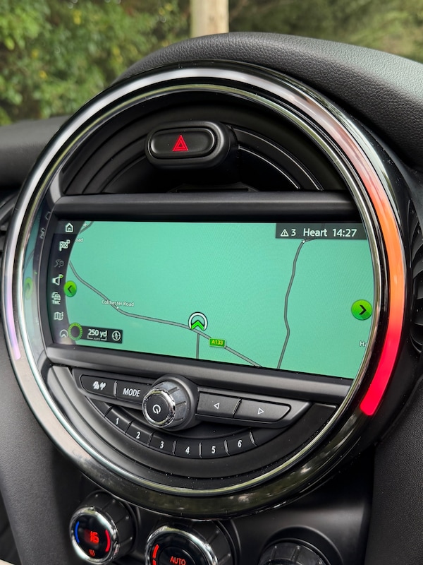 Used MINI Convertible 2018 for sale - 76236310: Photo 15