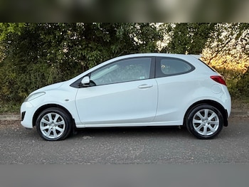Used Mazda Mazda2 2011 for sale - 78403018: Photo