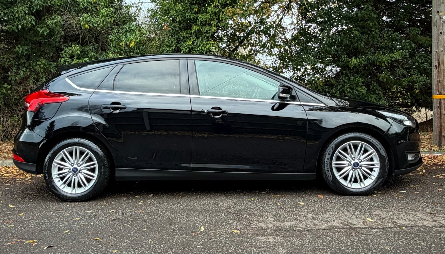 Used Ford Focus 2017 for sale - 76560169: Photo 3