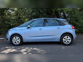 Used Citroen C4 Picasso 2016 for sale - 79179511: Photo