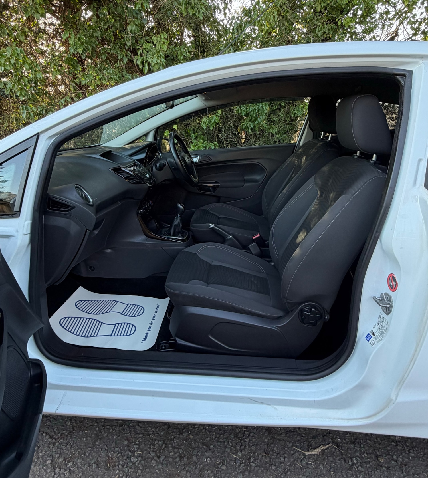 Used Ford Fiesta 2015 for sale - 77669399: Photo 12