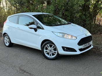 Used Ford Fiesta 2015 for sale - 77669399: Photo