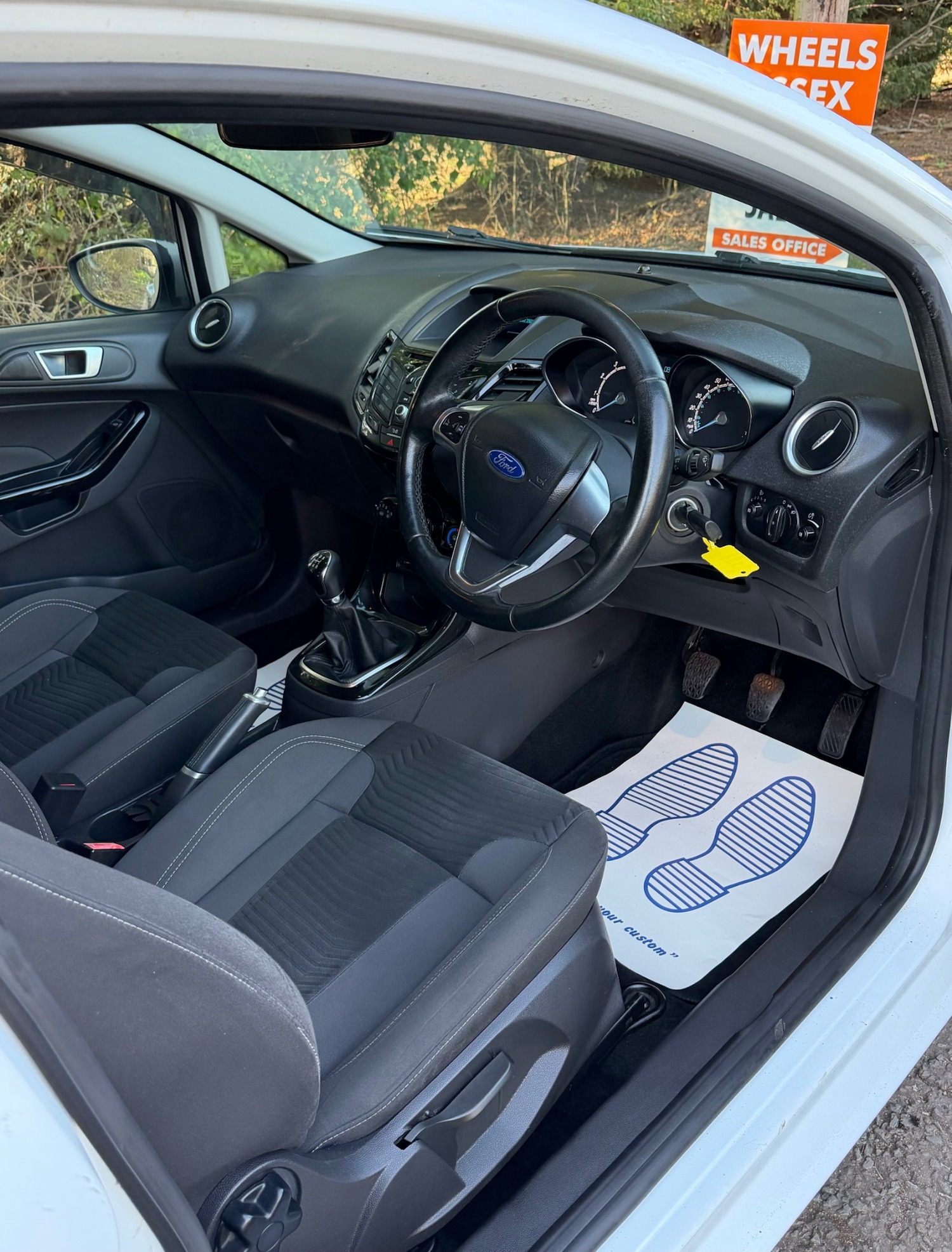 Used Ford Fiesta 2015 for sale - 77669399: Photo 8