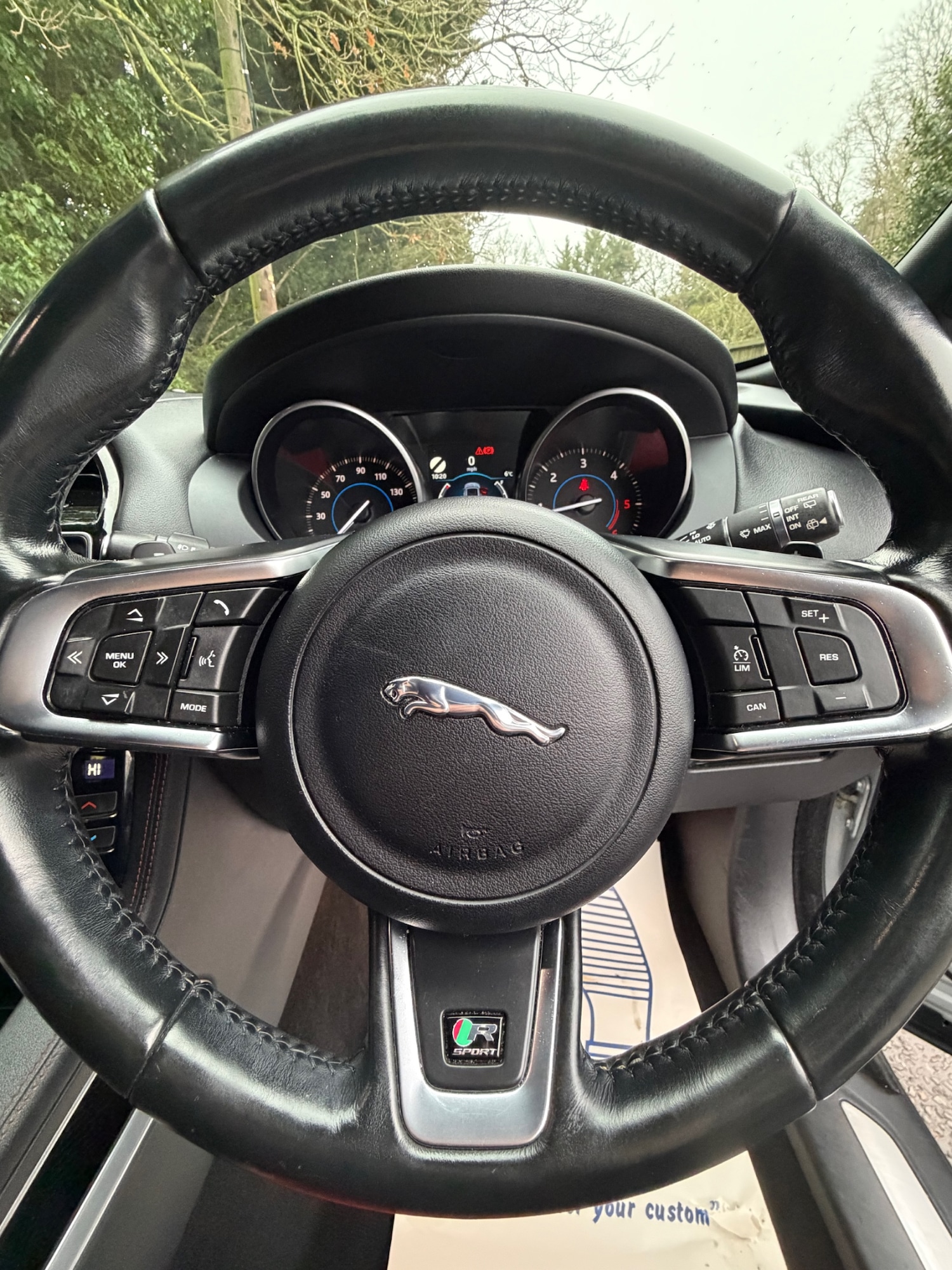 Used Jaguar F-Pace 2016 for sale - 77195454: Photo 11