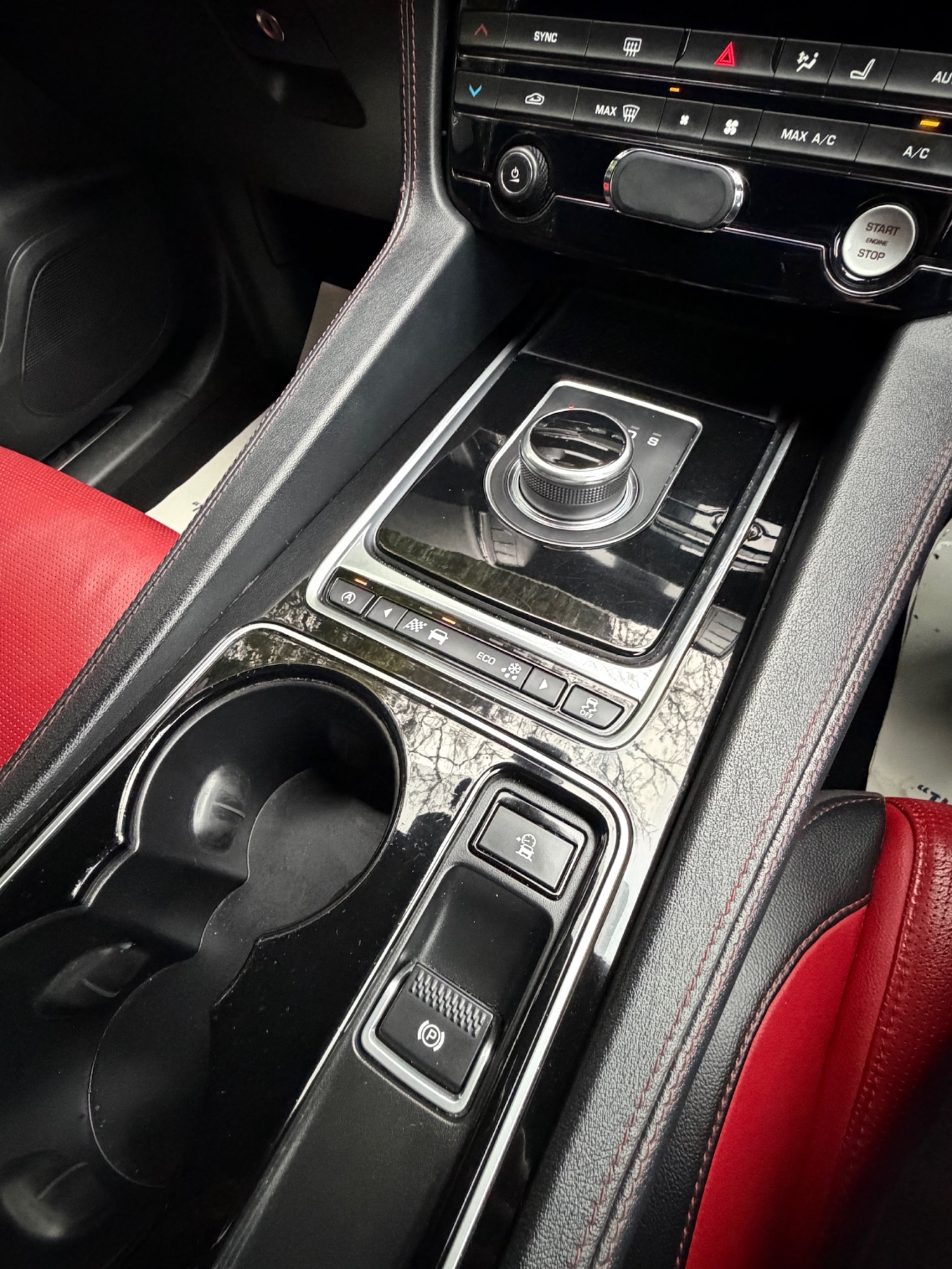 Used Jaguar F-Pace 2016 for sale - 77195454: Photo 12