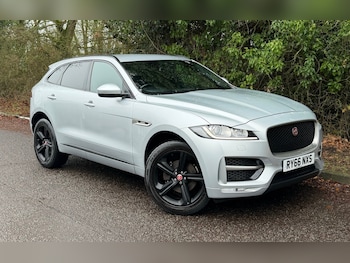 Used Jaguar F-Pace 2016 for sale - 77195454: Photo