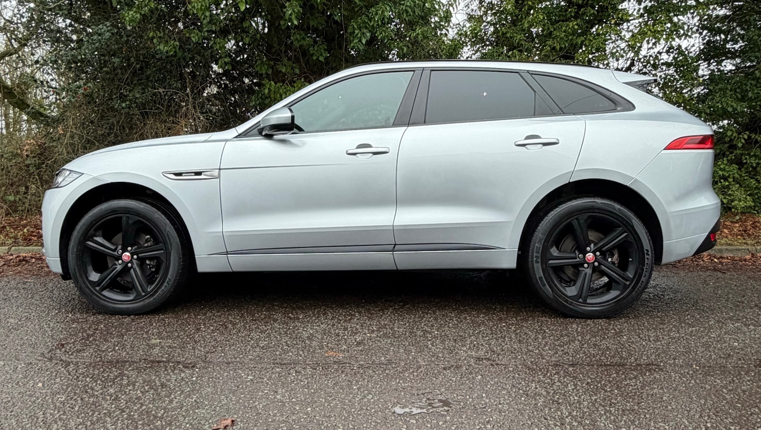 Used Jaguar F-Pace 2016 for sale - 77195454: Photo 4