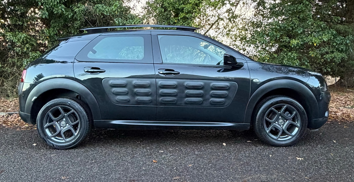 Used Citroen C4 Cactus 2015 for sale - 76877863: Photo 2