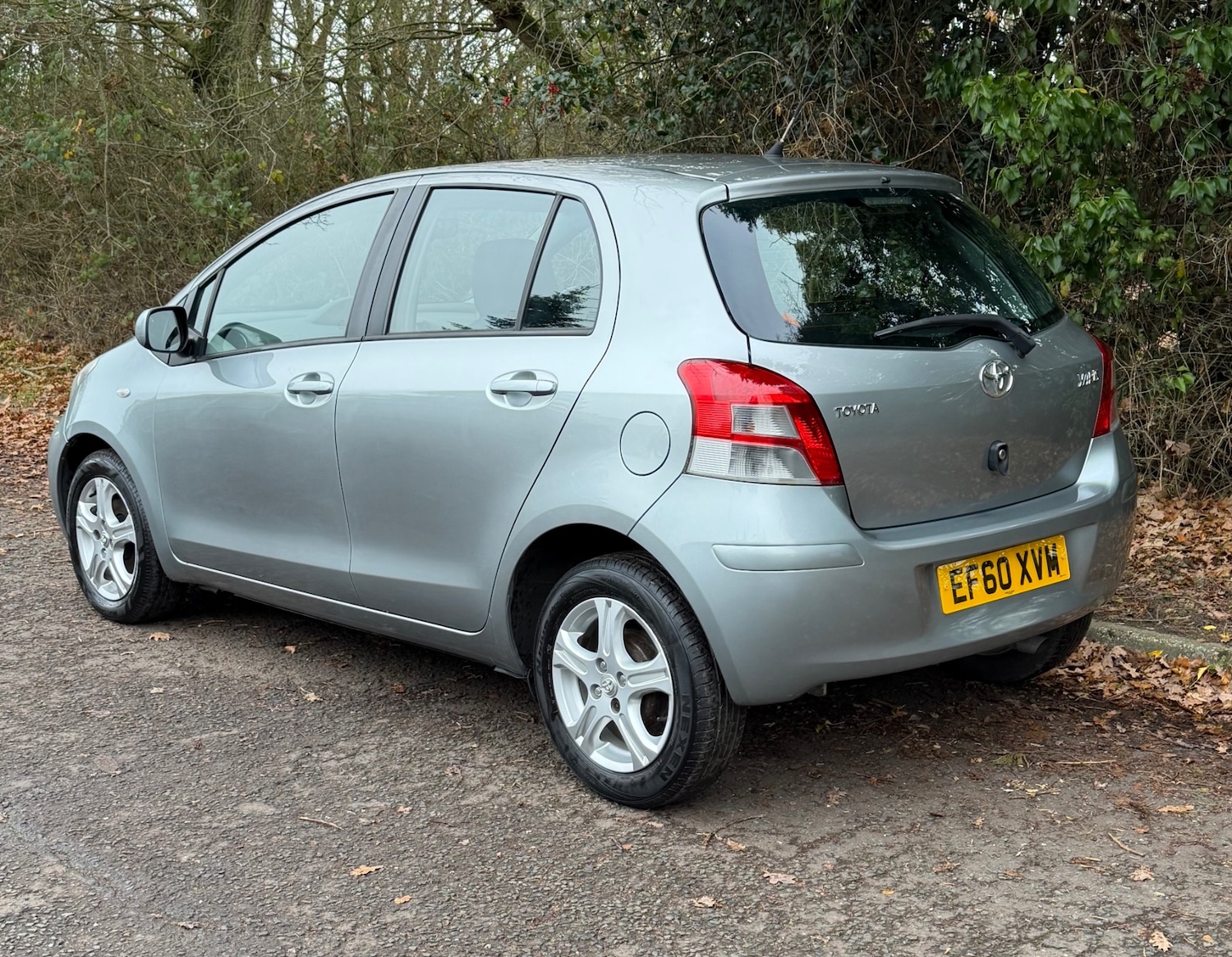 Used Toyota Yaris 2011 for sale - 76974729: Photo 5