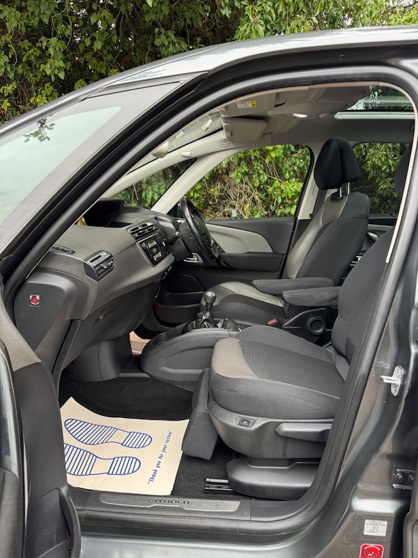 Used Citroen C4 Picasso 2015 for sale - 76082936: Photo 13