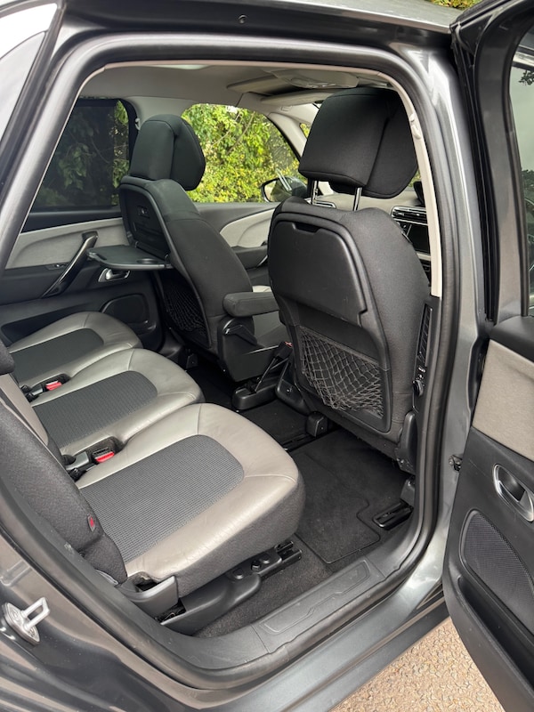Used Citroen C4 Picasso 2015 for sale - 76082936: Photo 9