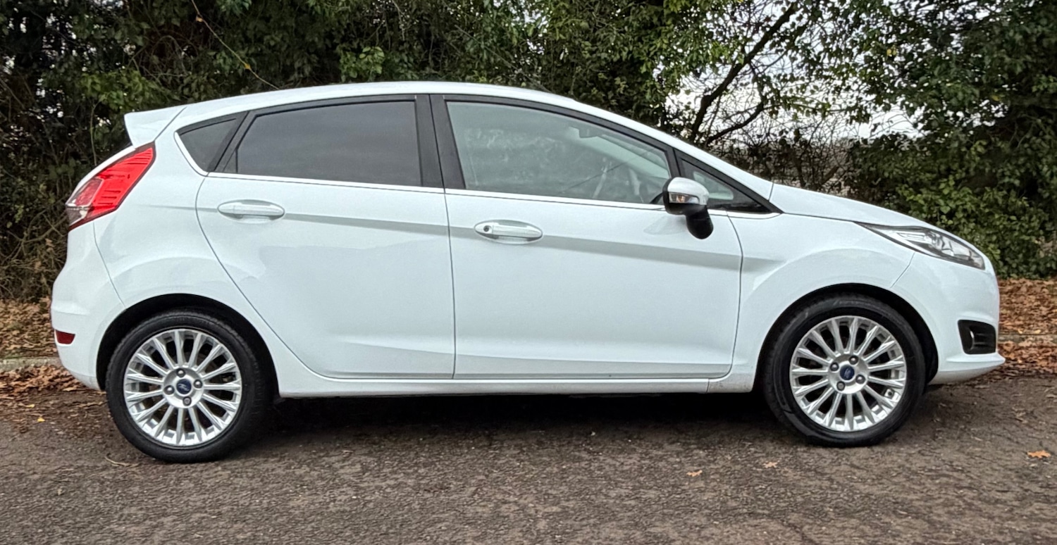 Used Ford Fiesta 2012 for sale - 76974799: Photo 3