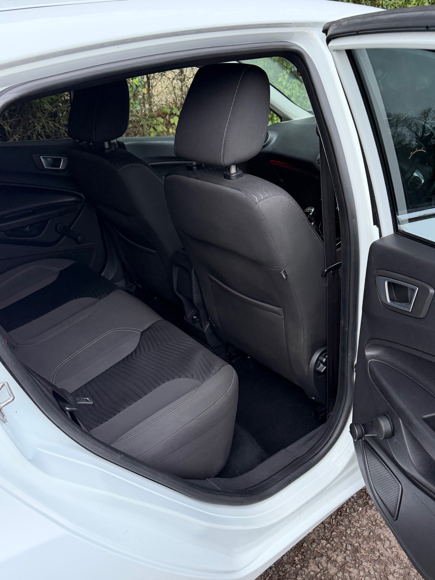 Used Ford Fiesta 2012 for sale - 76974799: Photo 9