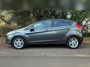 Used Ford Fiesta 2016 for sale - 76560162: Photo