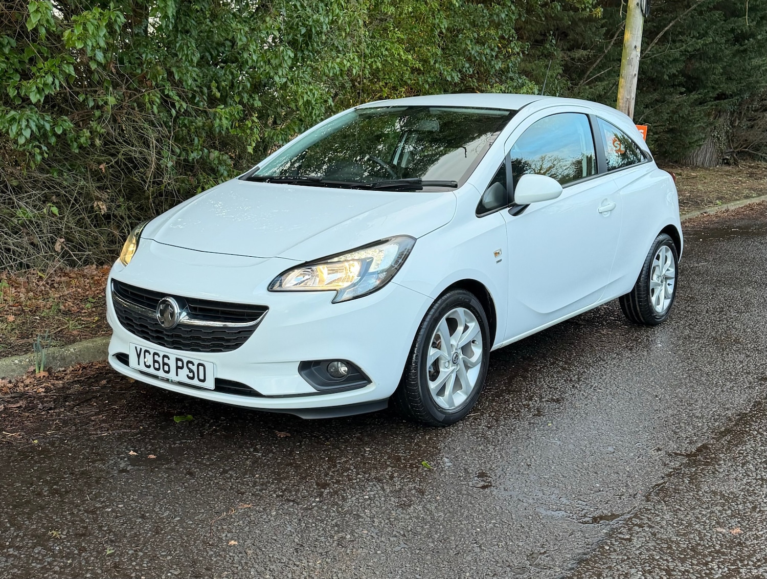 Used Vauxhall Corsa 2016 for sale - 77573099: Photo 2