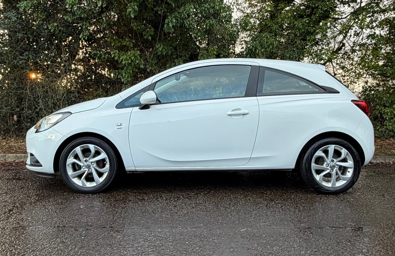 Used Vauxhall Corsa 2016 for sale - 77573099: Photo 4