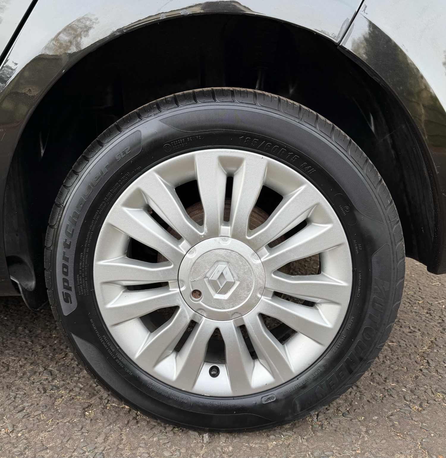 Used Renault Clio 2010 for sale - 78219735: Photo 16