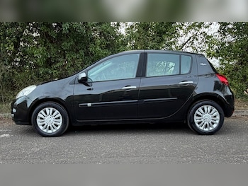 Used Renault Clio 2010 for sale - 78219735: Photo