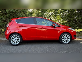Used Ford Fiesta 2016 for sale - 79048214: Photo