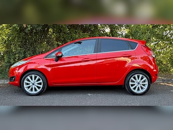 Used Ford Fiesta 2016 for sale - 79048214: Photo