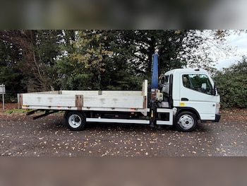 Used Mitsubishi Canter 2016 for sale - 76630406: Photo