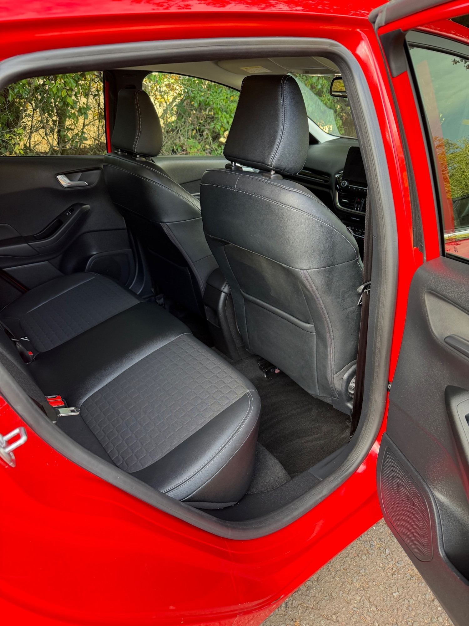 Used Ford Fiesta 2018 for sale - 76560149: Photo 9