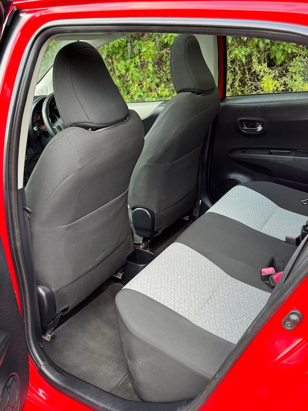 Used Toyota Yaris 2012 for sale - 76134427: Photo 15