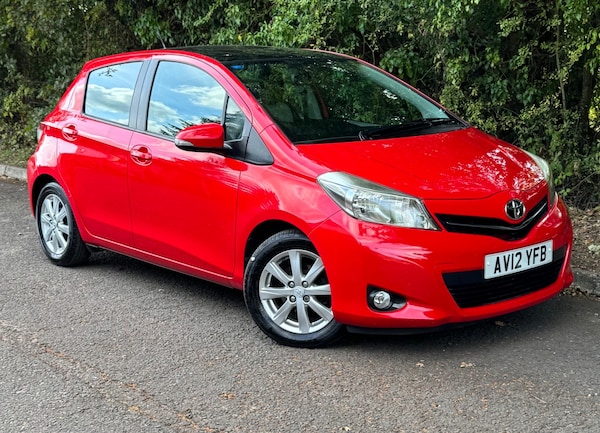 Used Toyota Yaris 2012 for sale - 76134427: Photo 1