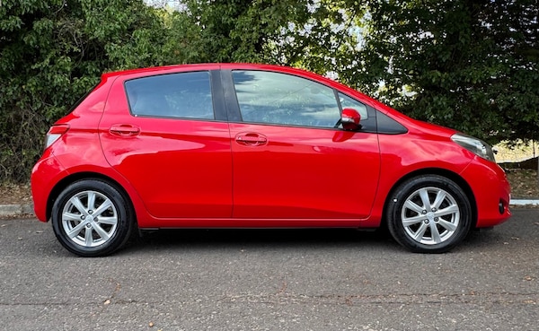 Used Toyota Yaris 2012 for sale - 76134427: Photo 3