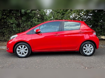 Used Toyota Yaris 2012 for sale - 76134427: Photo 4