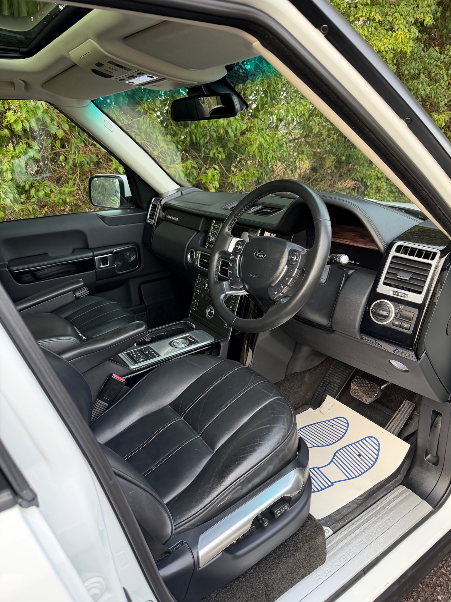 Used Land Rover Range Rover 2010 for sale - 77251477: Photo 8