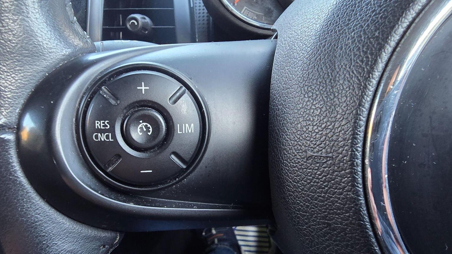 Used MINI Hatch 2018 for sale - 77093935: Photo 21