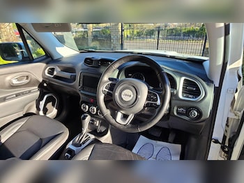 Used Jeep Renegade 2016 for sale - 77118645: Photo