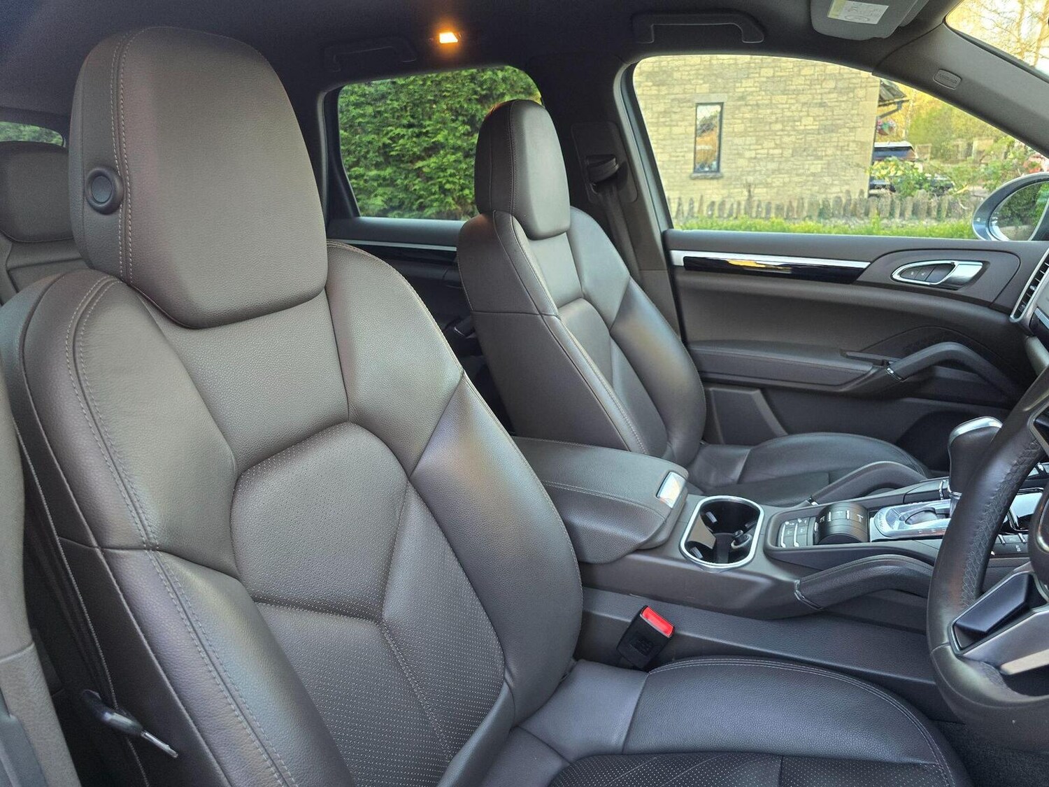 Used Porsche Cayenne 2015 for sale - 78090634: Photo 17