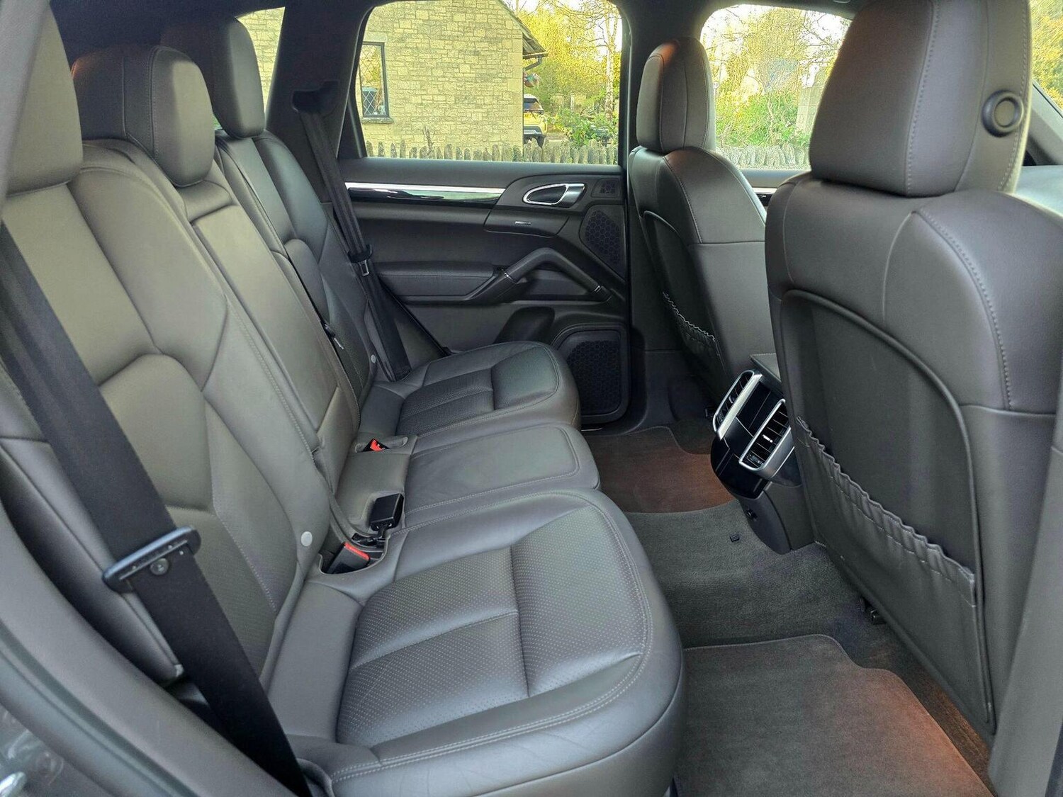 Used Porsche Cayenne 2015 for sale - 78090634: Photo 19