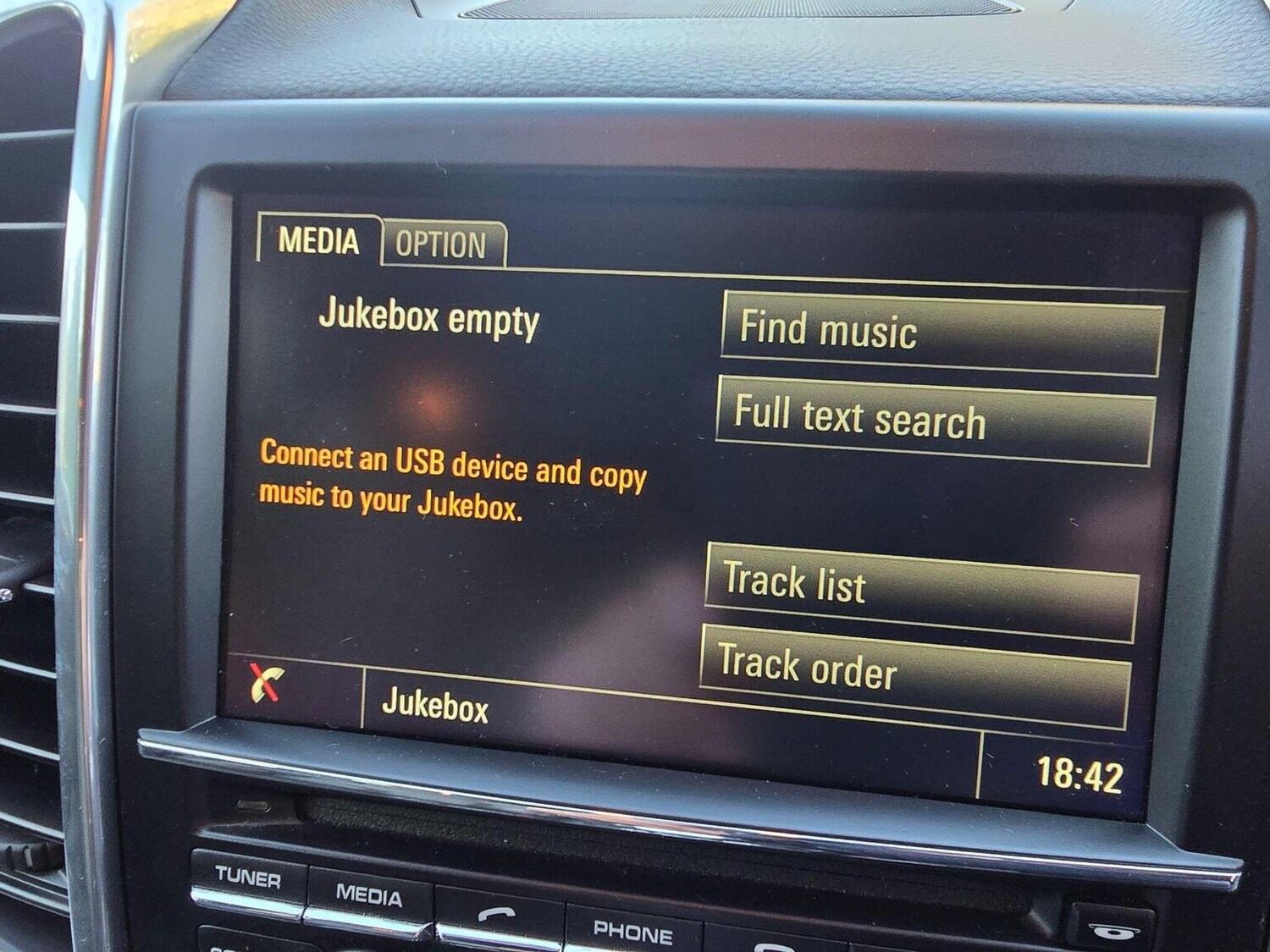 Used Porsche Cayenne 2015 for sale - 78090634: Photo 27