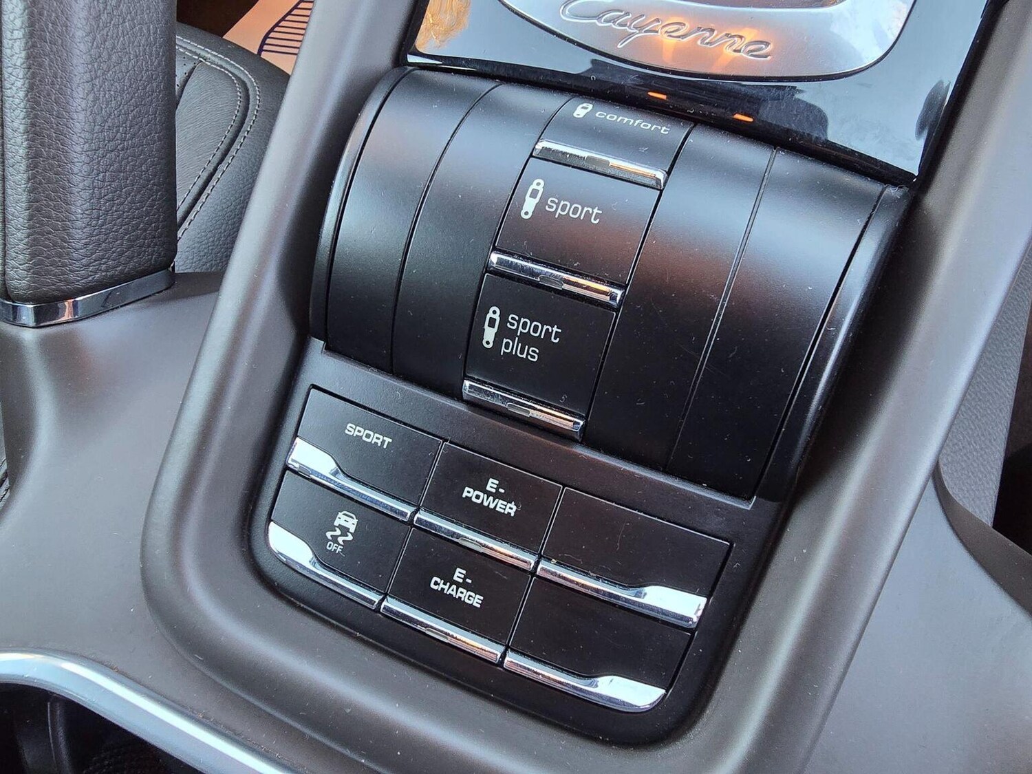 Used Porsche Cayenne 2015 for sale - 78090634: Photo 32