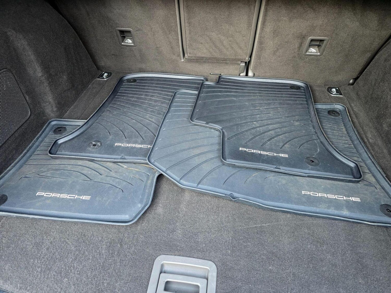 Used Porsche Cayenne 2015 for sale - 78090634: Photo 35