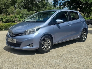 Used Toyota Yaris 2014 for sale - 78852565: Photo