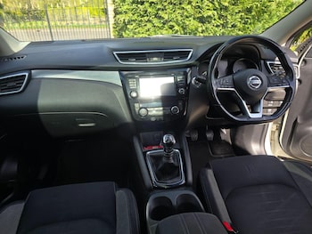 Used Nissan Qashqai 2017 for sale - 78306494: Photo