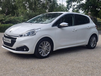 Used Peugeot 208 2016 for sale - 78967802: Photo