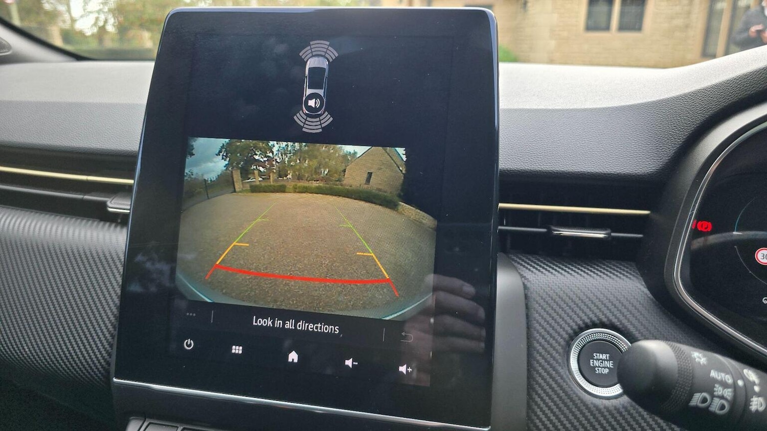 Used Renault Clio 2023 for sale - 76924326: Photo 31